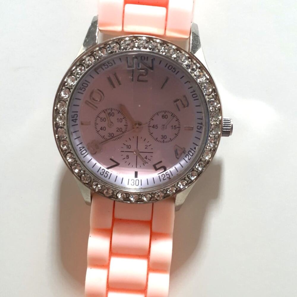 Women's Wristwatch Pink Silicone Strap Band Rhinestones on Bezel